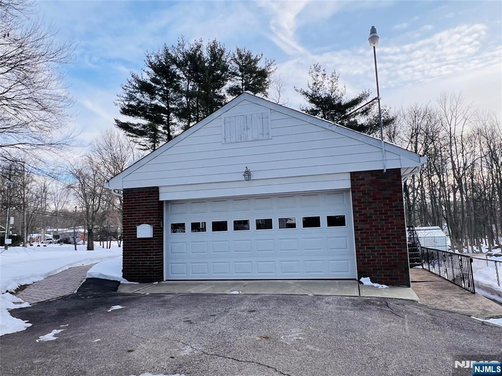 391 Forest Road