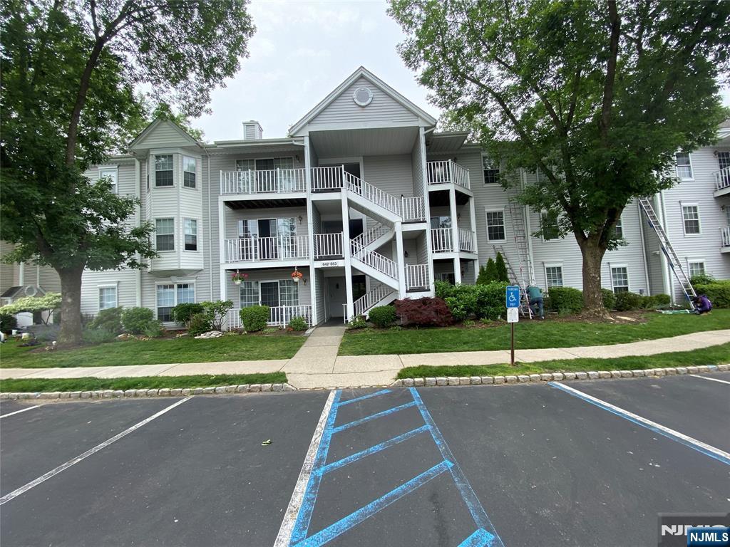 643 Plum Terrace