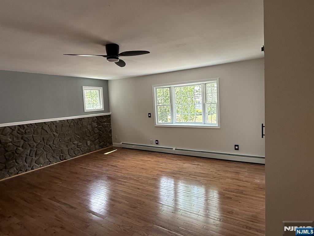 27 Summit Avenue 1
