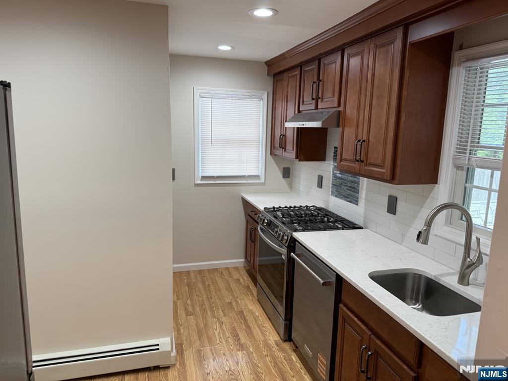 27 Summit Avenue 1