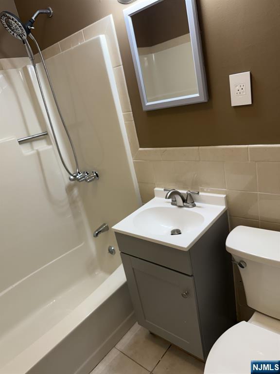 27 Summit Avenue 1