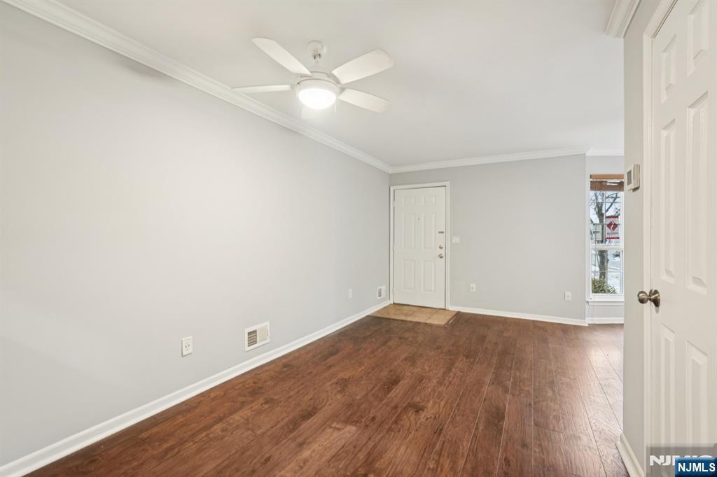 1294 Hibiscus Court