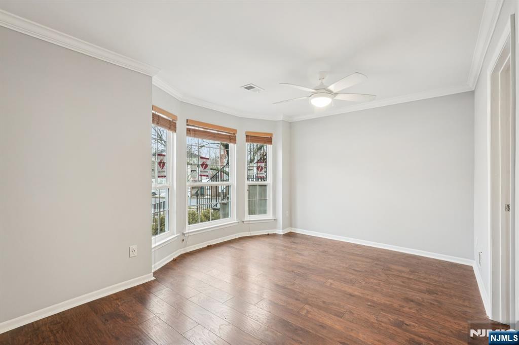 1294 Hibiscus Court