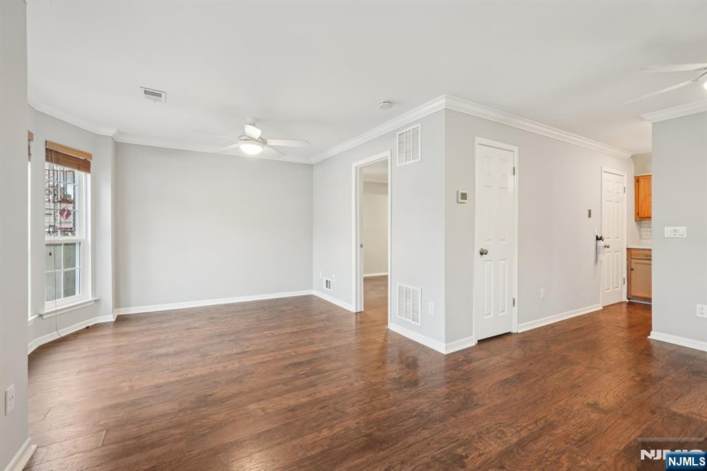 1294 Hibiscus Court