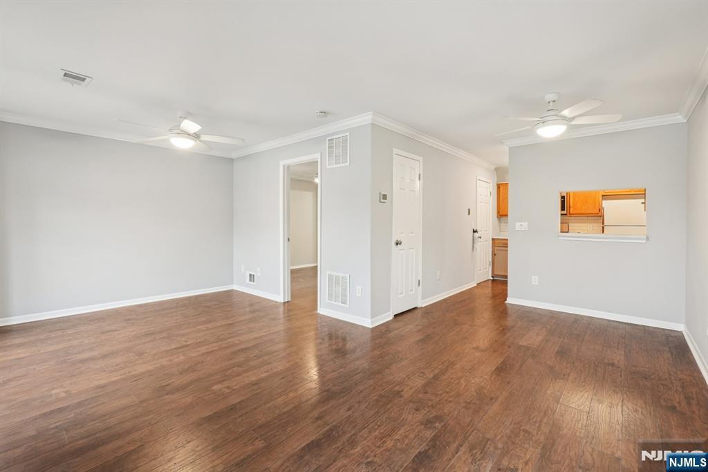 1294 Hibiscus Court