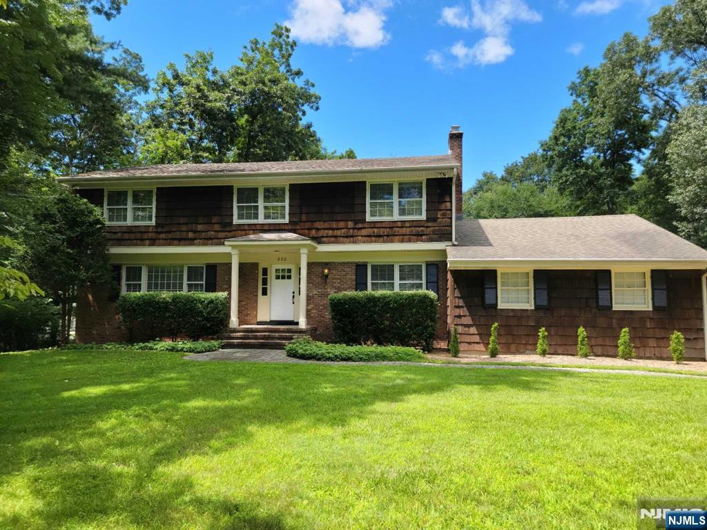 232 Steves Lane