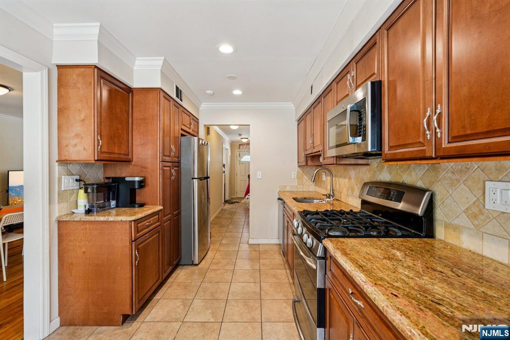 44 Forsythia Lane