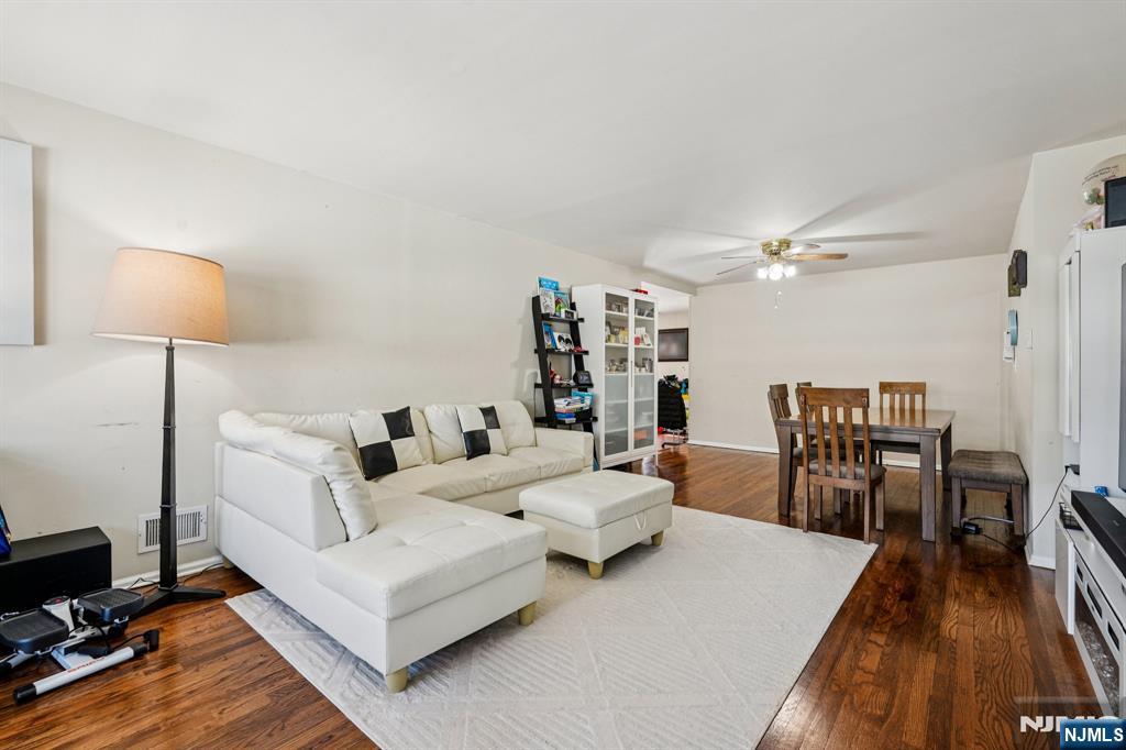 44 Forsythia Lane