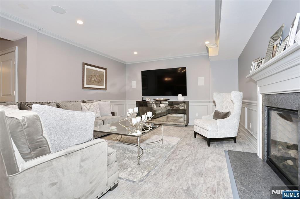 165 Cortland Drive 5