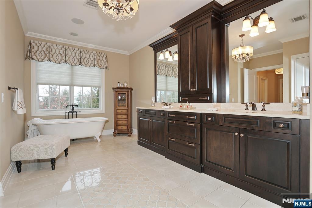 165 Cortland Drive 5