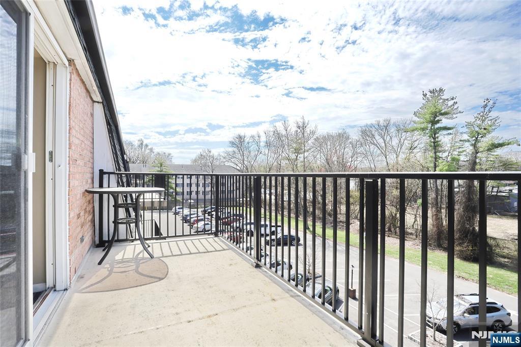 540 Fairview Avenue 314