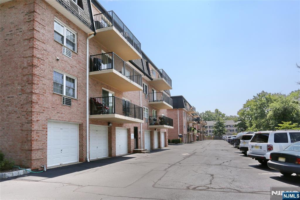 540 Fairview Avenue 314