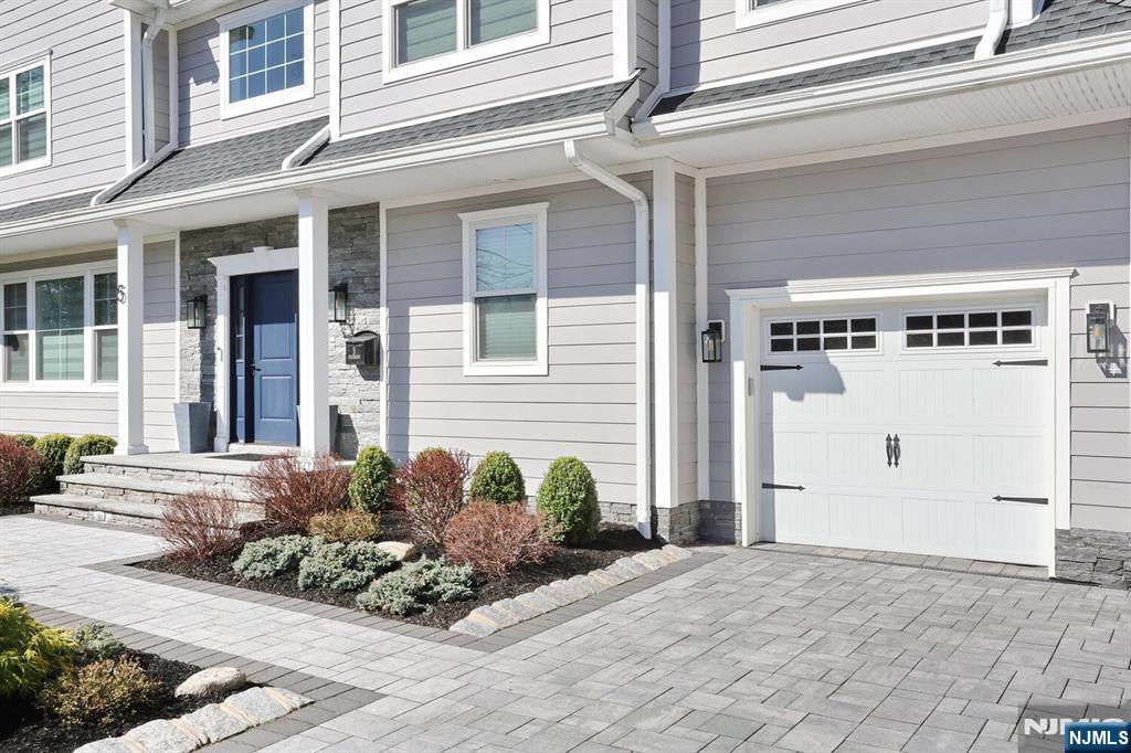 5 Colebrook Drive