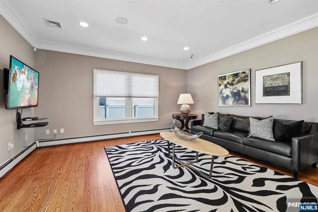 72 4th Street
