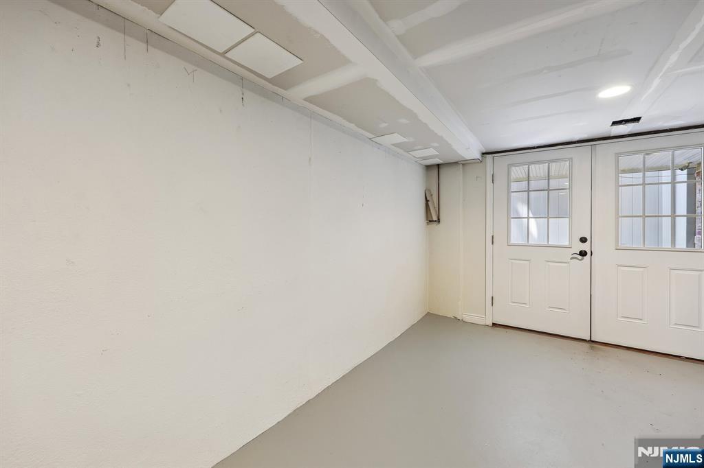 72 4th Street