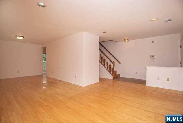 2402 Richard Court