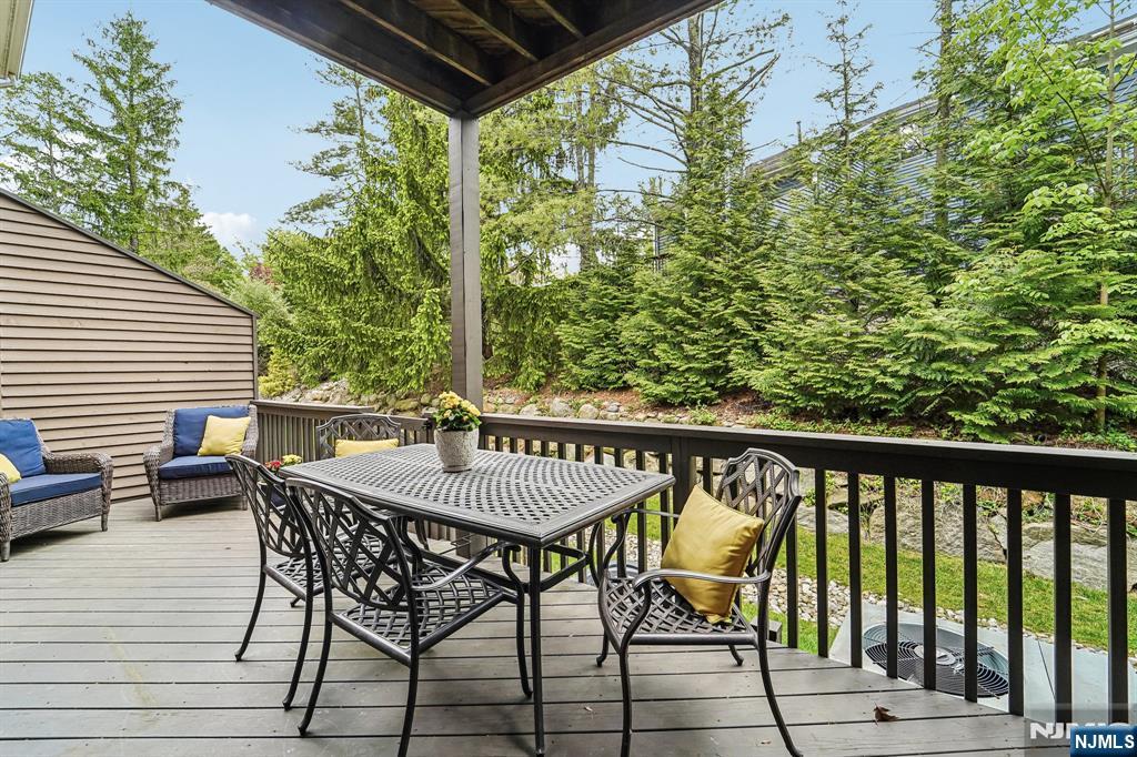 224 Westervelt Lane