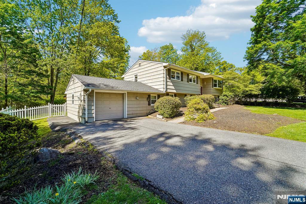 44 Brookwood Drive