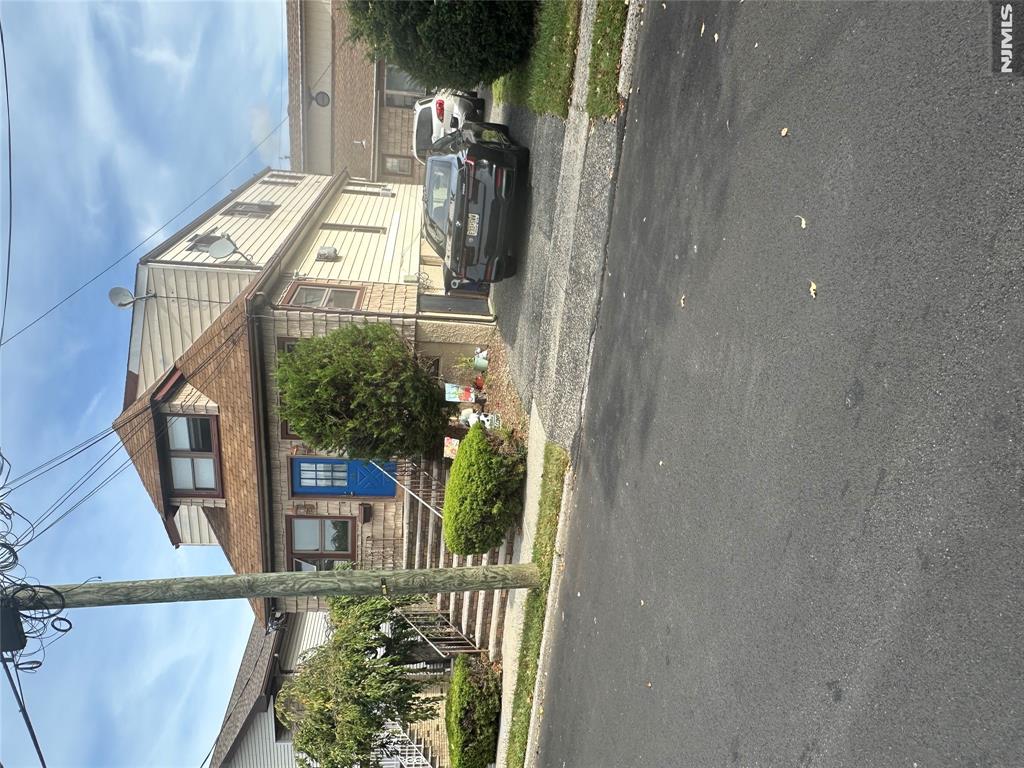 95 McKinley Avenue