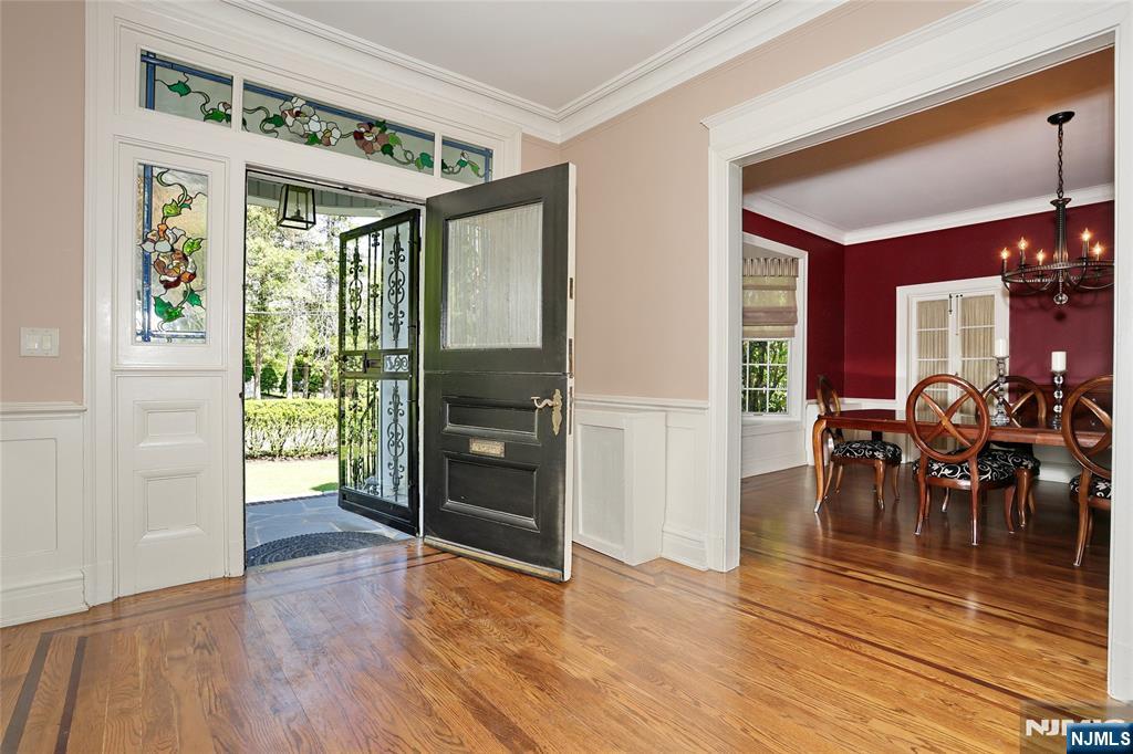 191 Hillside Avenue