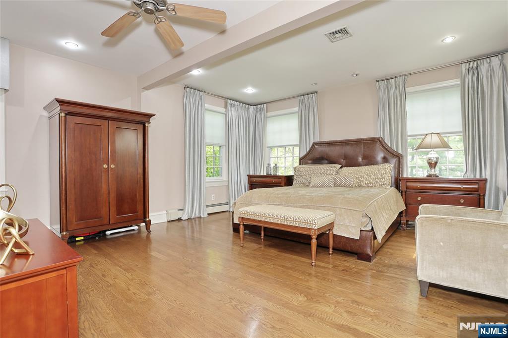 191 Hillside Avenue