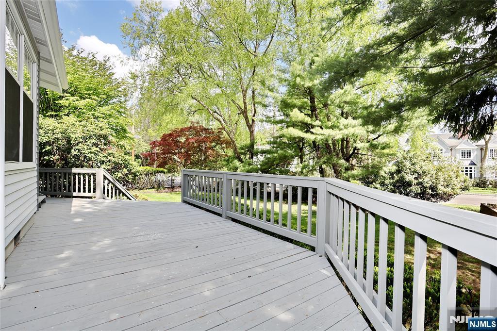 191 Hillside Avenue