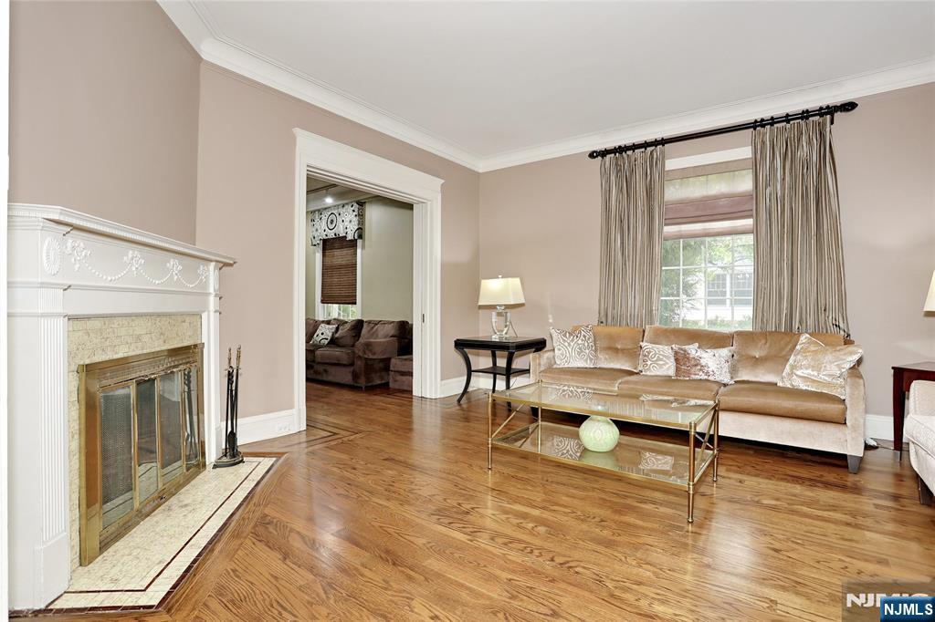 191 Hillside Avenue