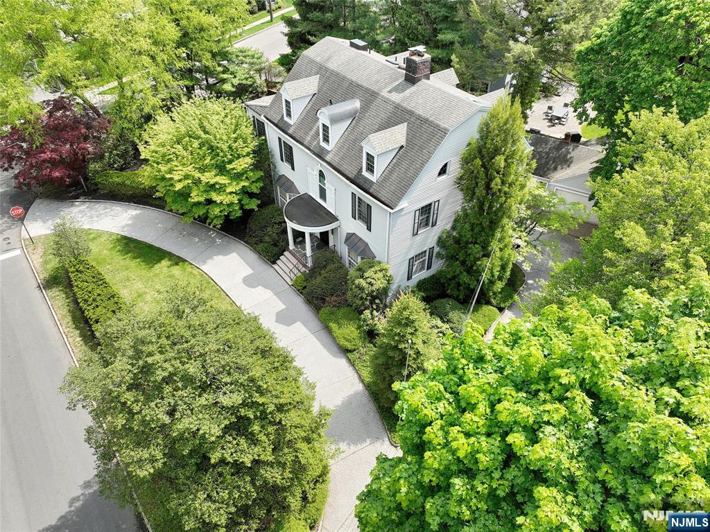 191 Hillside Avenue
