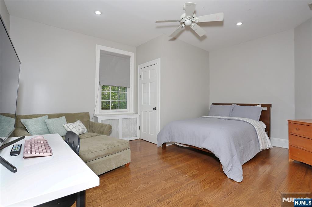 191 Hillside Avenue