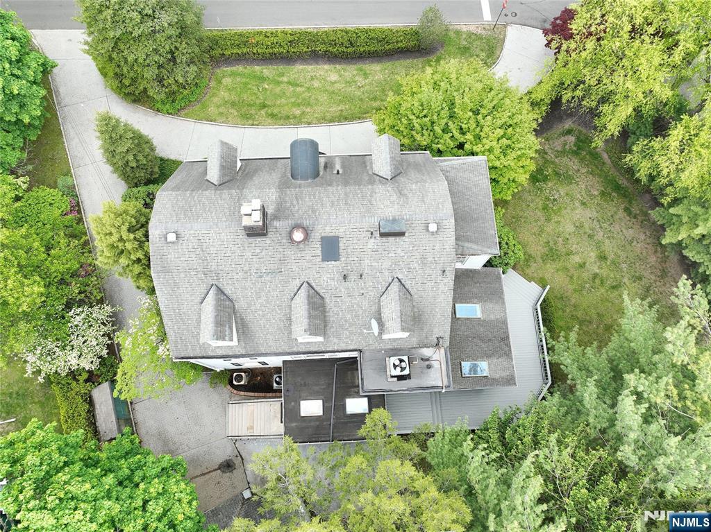191 Hillside Avenue
