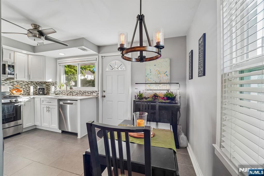 230 Lafayette Place 4D