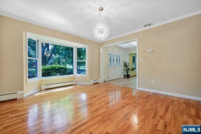 5 Skie Drive