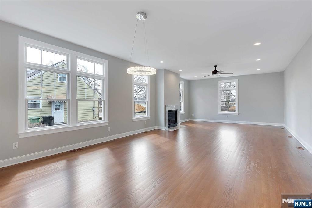 582 Green Valley Road
