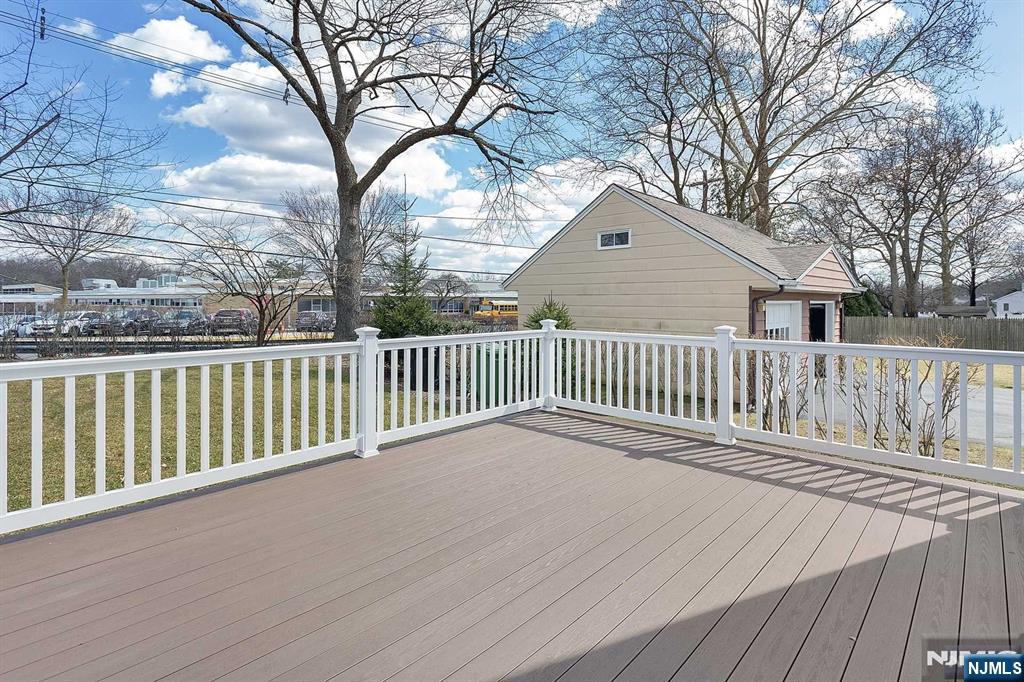 582 Green Valley Road