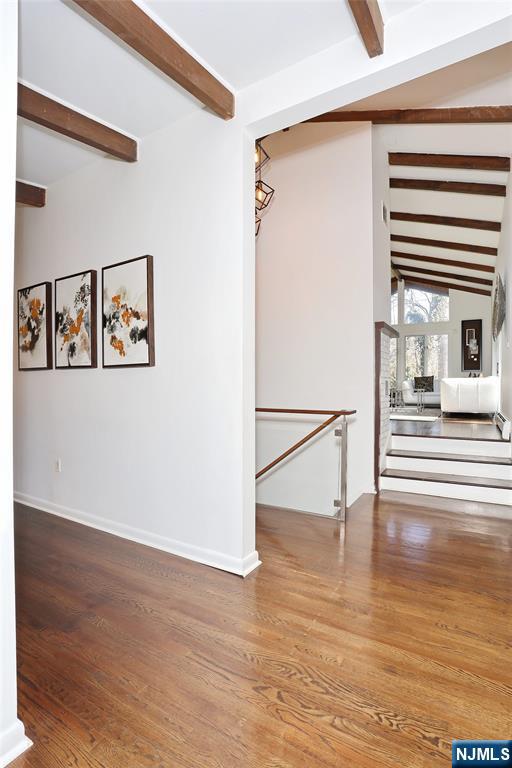 5 Carnot Avenue