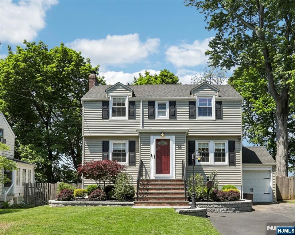 30 Sherbrooke Parkway