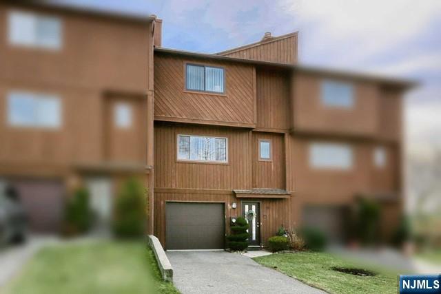 16 Alana Drive 16