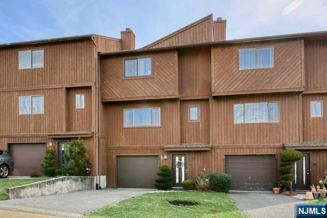 16 Alana Drive 16