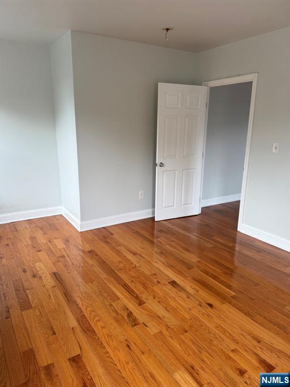 25 Pine Street 27B