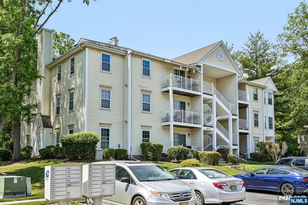 518 Holly Court