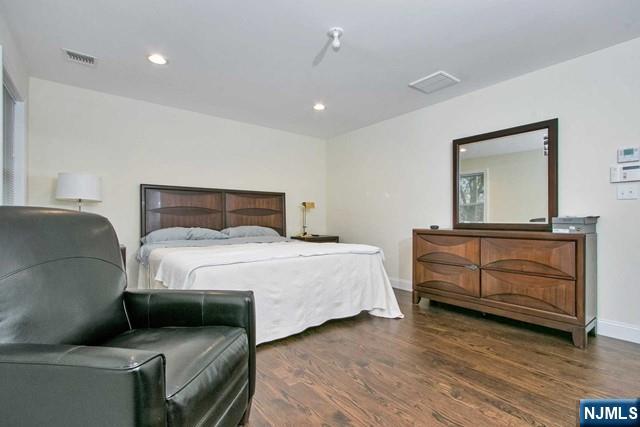 12-67 5th Street