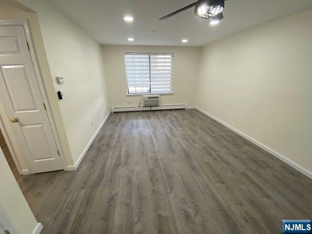 2002 Hawthorne Lane