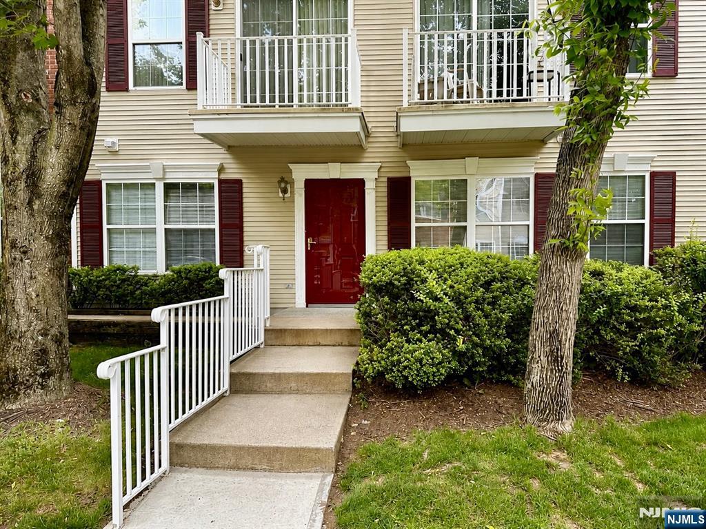 2382 Phillip Court