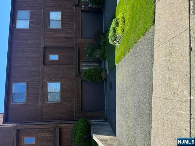 8 Alana Drive