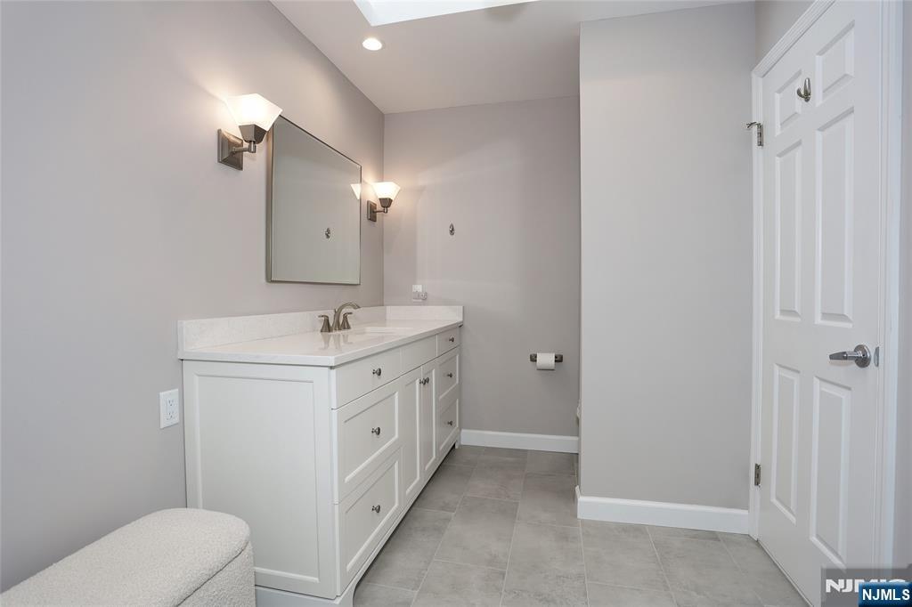 30 Reagan Way 530A