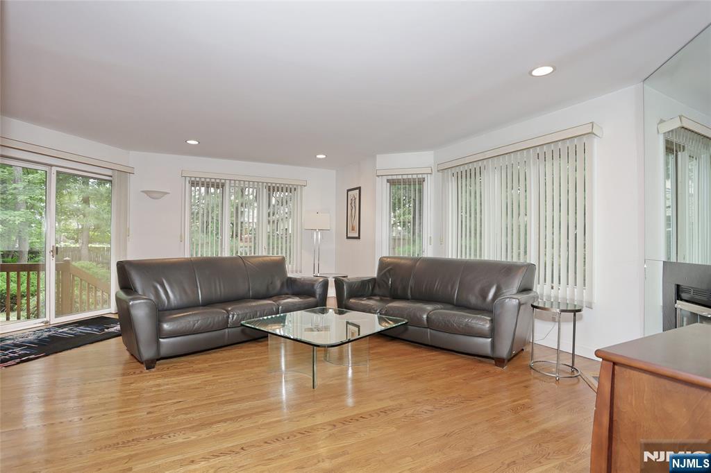 30 Reagan Way 530A