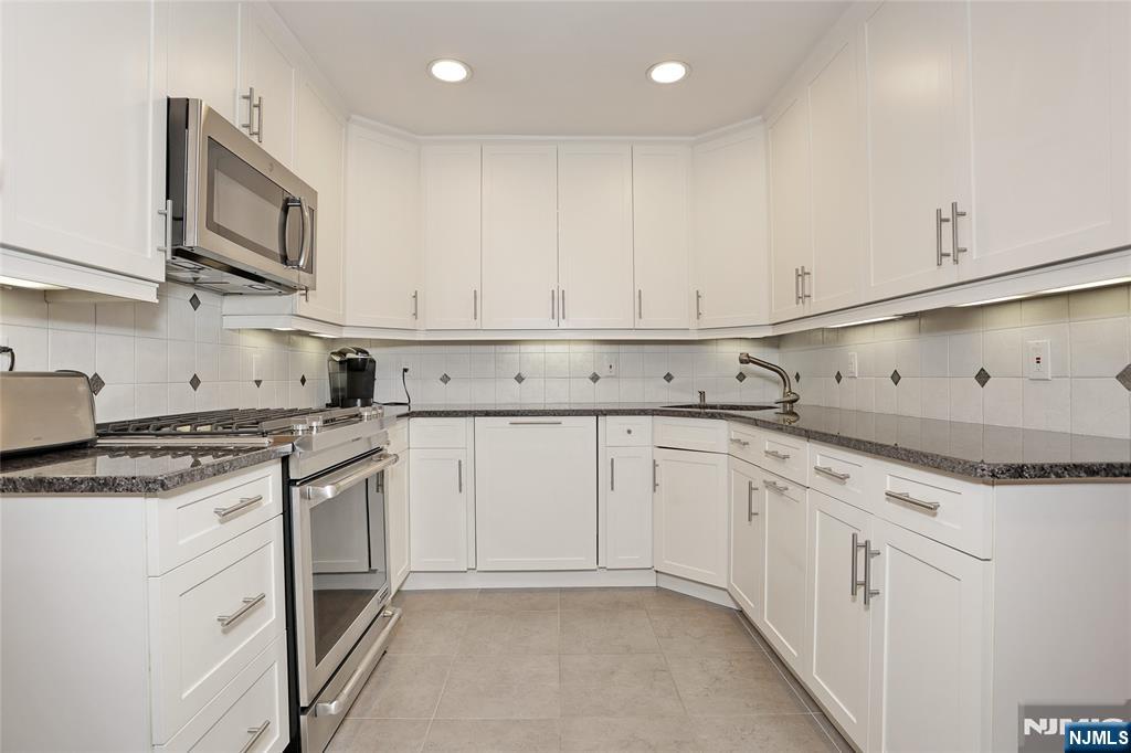 30 Reagan Way 530A