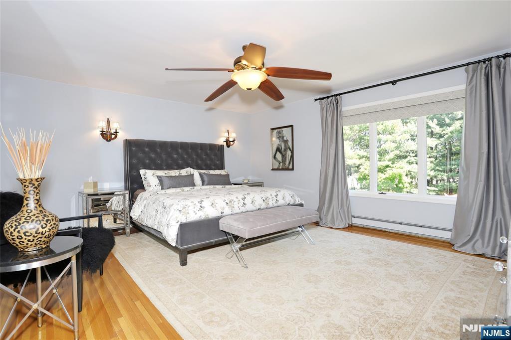 252 Bayberry Lane