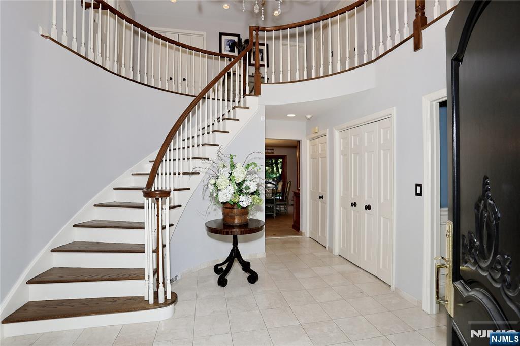 252 Bayberry Lane