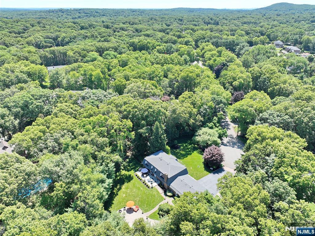 252 Bayberry Lane